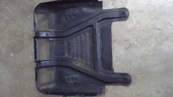 แผ่นกันหินใต้เครืองไททั้นเบ็นชินครับ