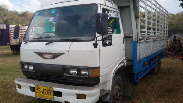 Hino fc2 120แรง 5.50เมตร จองแล้วทั้ง2คัน