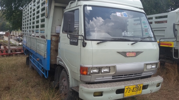 Hino fc2 120แรง 5.50เมตร จองแล้วทั้ง2คัน