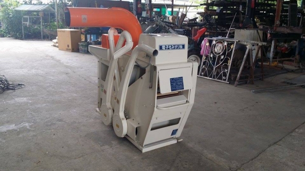 เครื่องสีข้าวกล้องเก่าญี่ปุ่น OSHIMAR รุ่น MA300 สภาพสวย เครื่องพร้อมใช้งาน