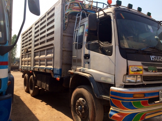 ขายด่วน รถสิบล้อสองเพลาดั้มพ์  isuzu deca270   ปี42  สภาพดี พร้อมใช้งาน