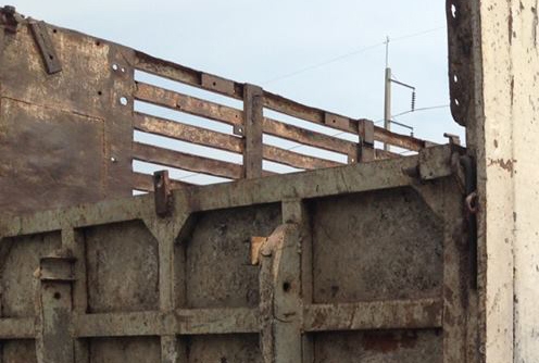 10ล้อ2เพลาดั้ม HINO F-17 HO7C-185แรง ดั้มเหล็กเกษตร ข้างเรียบ ราคาเบาๆ ** ขาย 10ล้อ HINO FM-17 185แรง 2เพลาดั้มข้างเรียบ HINO FM177LA HO7C-185HP เครื่อง/เกียร์ ลงเล่ม เครื่อง/เกียร์ ดี แน่น ช่วงล่างดี คัสซีดี สวย หัวเก่งดี ภายในดี พ.