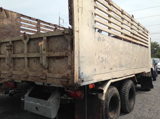 10ล้อ2เพลาดั้ม HINO F-17 HO7C-185แรง ดั้มเหล็กเกษตร ข้างเรียบ ราคาเบาๆ ** ขาย 10ล้อ HINO FM-17 185แรง 2เพลาดั้มข้างเรียบ HINO FM177LA HO7C-185HP เครื่อง/เกียร์ ลงเล่ม เครื่อง/เกียร์ ดี แน่น ช่วงล่างดี คัสซีดี สวย หัวเก่งดี ภายในดี พ.