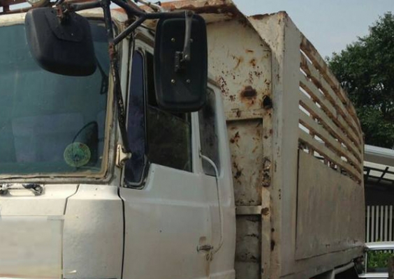 10ล้อ2เพลาดั้ม HINO F-17 HO7C-185แรง ดั้มเหล็กเกษตร ข้างเรียบ ราคาเบาๆ ** ขาย 10ล้อ HINO FM-17 185แรง 2เพลาดั้มข้างเรียบ HINO FM177LA HO7C-185HP เครื่อง/เกียร์ ลงเล่ม เครื่อง/เกียร์ ดี แน่น ช่วงล่างดี คัสซีดี สวย หัวเก่งดี ภายในดี พ.