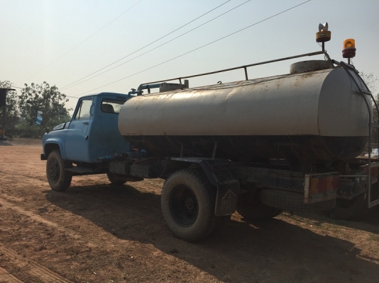 ขาย NISSAN 6 ล้อ มีแท้งค์น้ำ