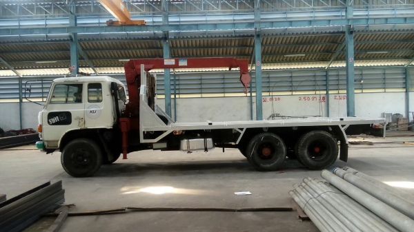 ขายรถสิบล้อติดเฮี้ยบ