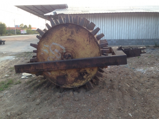 ขายรถบดหนามแบบใช้รถลาก ราคา 55000