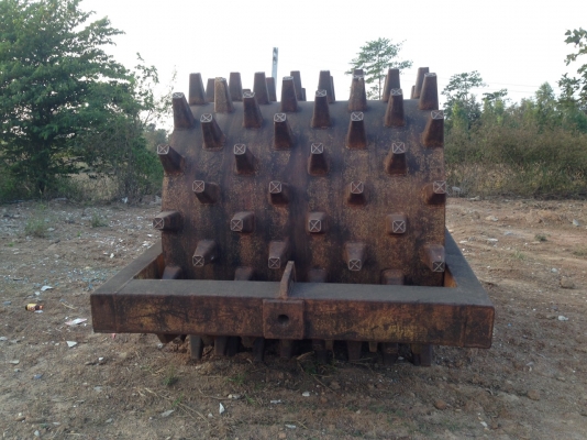 ขายรถบดหนามแบบใช้รถลาก ราคา 55000