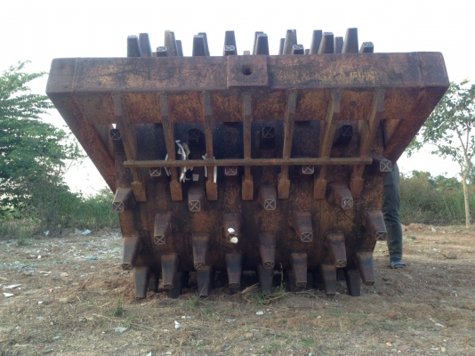 ขายรถบดหนามแบบใช้รถลาก ราคา 55000