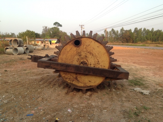 ขายรถบดหนามแบบใช้รถลาก ราคา 55000