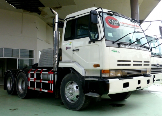 S8 NISSAN BIGTHUM หัวลาก 10 ล้อ รถสวยสภาพพร้อมใชั