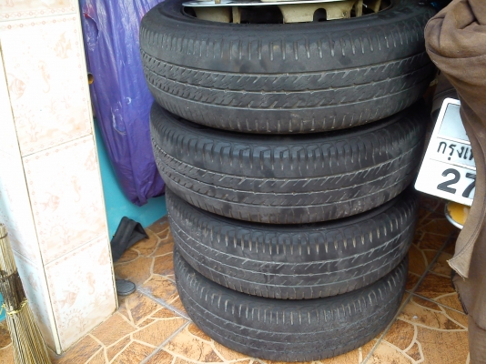 ล้อกระทะพร้อมยาง ถอดจากรถ HONDA JAZZ ขอบ 15" 4รู100