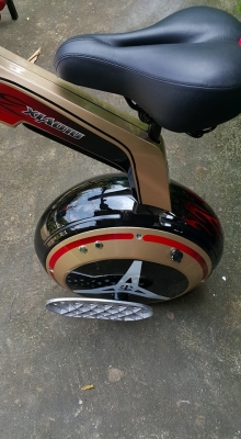 ขายถูกๆ ล้อเดียว นั่งได้ เล่นแค่ 2 ครั้ง สภาพเหมือนใหม่