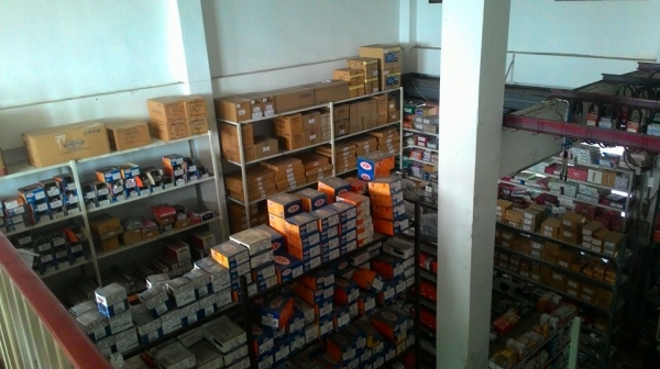 ขายอะไหล่ในร้านและชั่นวางอะไหล่ทั่งหมดเลิกกิจการครับ ขายอะไหล่ในร้านและชั่นวางอะไหล่ทั่งหมดเลิกกิจการครับ