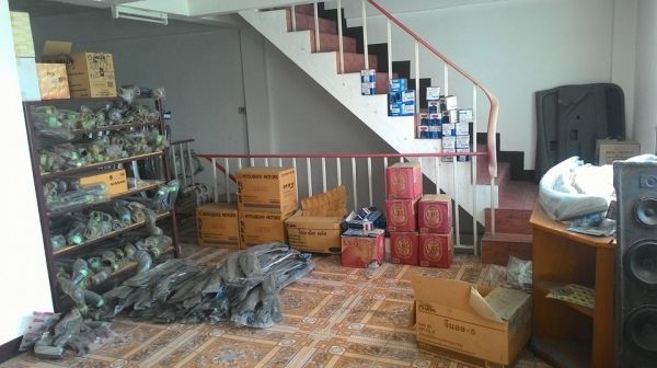 ขายอะไหล่ในร้านและชั่นวางอะไหล่ทั่งหมดเลิกกิจการครับ ขายอะไหล่ในร้านและชั่นวางอะไหล่ทั่งหมดเลิกกิจการครับ