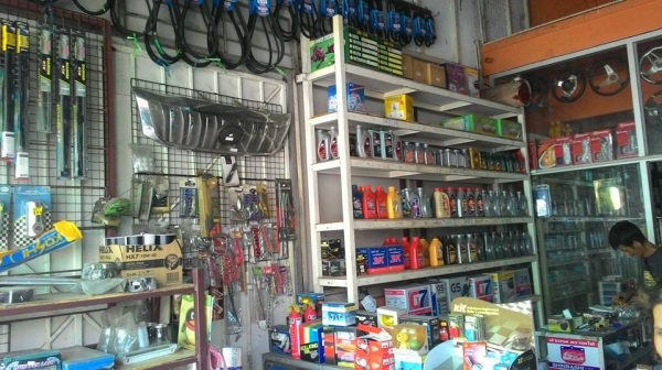 ขายเหมาอะไหล่รถยนต์ประดับยนต์ของใหม่ในร้านและชั่นวางของทั่งหมด0835466602