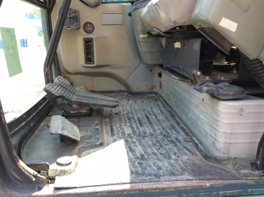 Kobelco SK115SR - YV02-01747 ปี 2001 นำเข้าจากญี่ปุ่น ราคาไม่แพงครับ