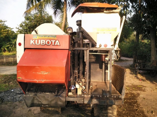 ขายด่วน3วันนี้เท่านั้น!!!!รถเกี่ยวข้าวKOBOTA DC70 399,999บาท