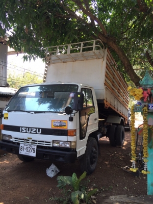 ขาย.6ล้อ. NPR. เครื่อง4BD1. ดั้มเกษตร. ช่วงล่างเอฟ. เครื่องดี