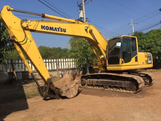 ขาย KOMATSU 200-8 ปี08. รถสวยมาก. พร้อมใช้. ทุกอยางเตม