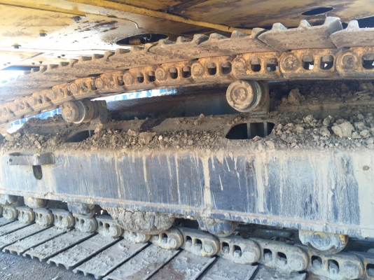 ขาย KOMATSU 200-8 ปี08. รถสวยมาก. พร้อมใช้. ทุกอยางเตม