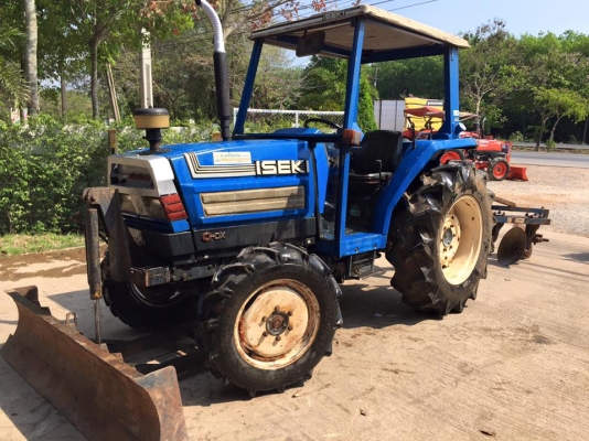 ขายรถไถ ISEKI TA37 (4WD)ตามสภาพ อุปกรณ์ ใบดัน ผานพรวน ผานบุก โรตารี
