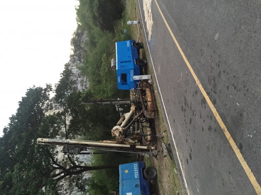 ขายรถเจาะหินfurukawa pcr200