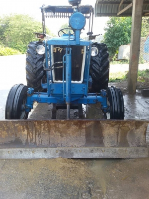 ขายรถไถฟอร์ด 5000 รุ่น 77 T1 ราคาถูก