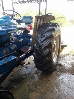 ขายรถไถฟอร์ด 5000 รุ่น 77 T1 ราคาถูก ขายรถไถฟอร์ด 5000 รุ่น 77 T1 ราคาถูก