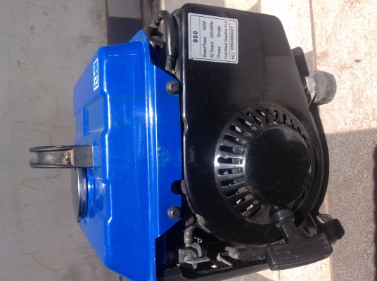 ขายด่วนเครื่องปั่นไฟTOKAI tg 950i 3200บาท