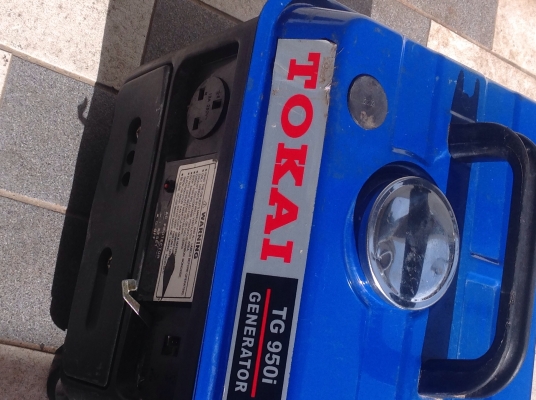 ขายด่วนเครื่องปั่นไฟTOKAI tg 950i 3200บาท