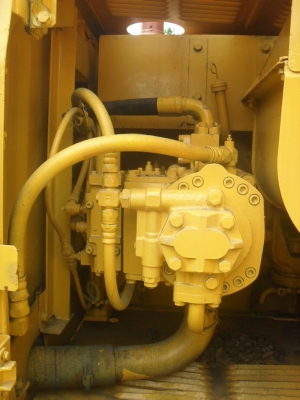 KOMATSU PC200-5 KOMATSU PC200-5