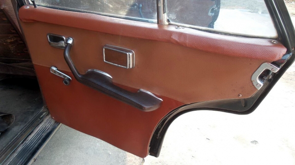 ขายBENZคลาสสิคตาตั๊กแตน 280S ทับ8 W108