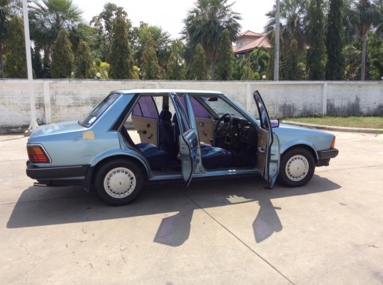 ขายรถ ฟอร์ด เลเซอร์ เครื่อง 1.5 เกียร์ธรรมดา 5เกียร์ ภายในสวยเดิมๆแอร์เย็นฉ่ำ ระบบไมล์ใช้ได้หมด ระบบไฟใช้ได้หมด ตัวถังเดิมๆทรงดีไม่ผุ สีร่อนบางจุดสียังเงาสวย ยางดี รถขับดีเลยครับ ขับกลับได้เลยครับ