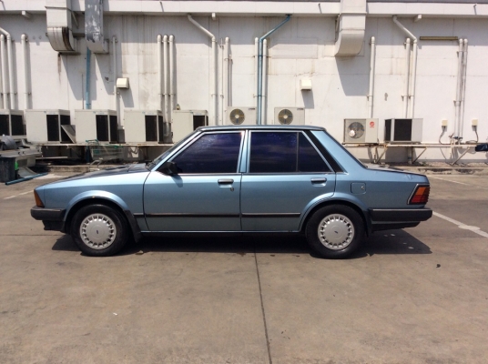 ขายรถ ฟอร์ด เลเซอร์ เครื่อง 1.5 เกียร์ธรรมดา 5เกียร์ ภายในสวยเดิมๆแอร์เย็นฉ่ำ ระบบไมล์ใช้ได้หมด ระบบไฟใช้ได้หมด ตัวถังเดิมๆทรงดีไม่ผุ สีร่อนบางจุดสียังเงาสวย ยางดี รถขับดีเลยครับ ขับกลับได้เลยครับ