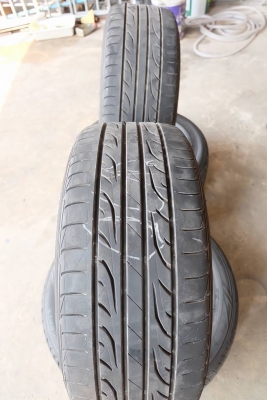 ขายยาง Dunlop มือสอง 225/50R17 ปี 2014