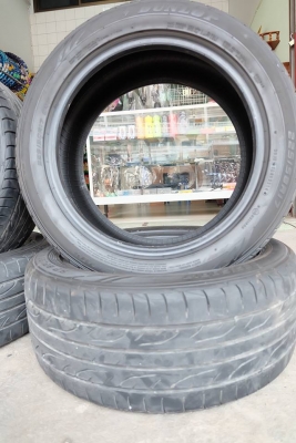 ขายยาง Dunlop มือสอง 225/50R17 ปี 2014