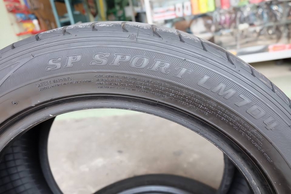 ขายยาง Dunlop มือสอง 225/50R17 ปี 2014