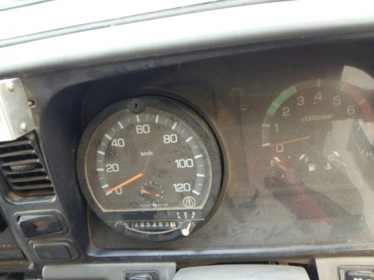 หกล้อมิตซู แคนเตอร์ป้ายเล็ก เครื่องยนต์ติดแก๊ช เครื่องดี คัชซีสวย แอร์ เพาเวอร์ รถสวยพร้อมใช้เอกสารพร้อมโอน