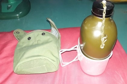 ขายกระติกน้ำทหารรัสเซียเก่าเก็บยุคสงคราม มีกระเป๋าใส่ แก้วน้ำอลูมิเนียมหนา