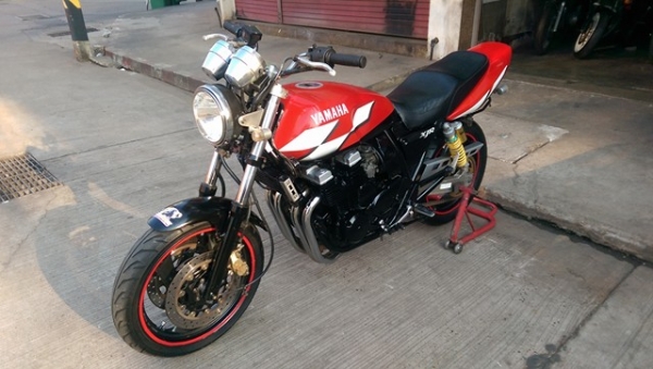 ขายคับ YAMAHA XJR400 ปี1998 เดิมๆ ท่อแต่ง อินวอยส์ สรรพสามิตร ราคา 49500 บาท ส่งได้ทั่วไทยคับ สนใจติดต่อ 081-0578282 FACEBOOK ชาญณรงค์ ป๊อป ชัยอมฤต ไอดีไลน์ POPBIGBIKESAKON คับ สนใจรถสวย ถูก ดี ต้อง POP BIGBIKE SAKONNAKHON คับ คลิปวิดีโอคับ https://www.fa