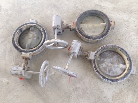 ขายวาล์วผีเสื้อ Kitz 8นิ้ว วัสดุเหล็กหล่อ สภาพสวย หมุนนิ่ม พร้อมใช้งาน มี 5ตัวครับ