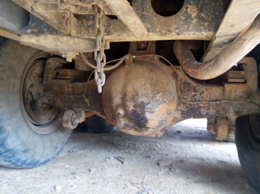 10ล้ออีโน่2เพลา ดั้ม 185  แรงม้า  เทอร์โบ  พร้อมใช้งาน เล่มติดมือพร้อมโอน ราคาต่อรองได้ค่ะ