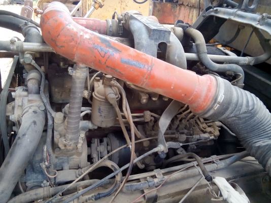 10ล้ออีโน่2เพลา ดั้ม 185  แรงม้า  เทอร์โบ  พร้อมใช้งาน เล่มติดมือพร้อมโอน ราคาต่อรองได้ค่ะ