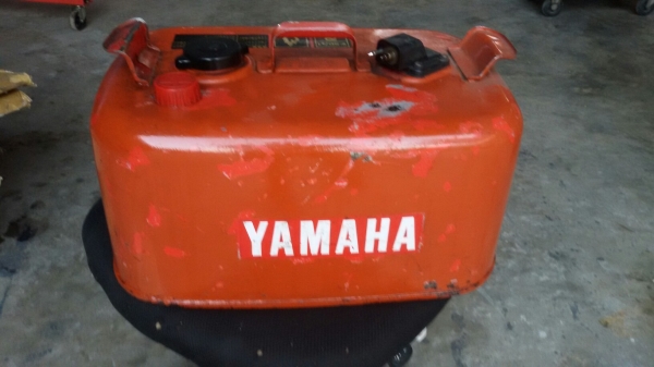 ถังน้ำมันyamaha20ลิตร
