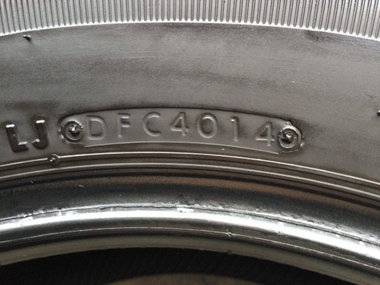 ยาง Bridgstone 265-70-16 ปี 14 รุ่น ECOPLa ครบชุด 4 เส้น 6500 ไม่ควรพลาด สภาพสวยๆไม่บวมไม่กินข้างดอกยางเหลือเยอะเอาไปวิ่งกันใด้อีกยาวค่ะ