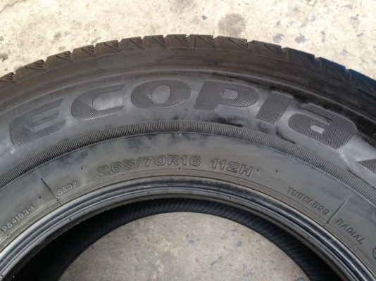 ยาง Bridgstone 265-70-16 ปี 14 รุ่น ECOPLa ครบชุด 4 เส้น 6500 ไม่ควรพลาด สภาพสวยๆไม่บวมไม่กินข้างดอกยางเหลือเยอะเอาไปวิ่งกันใด้อีกยาวค่ะ