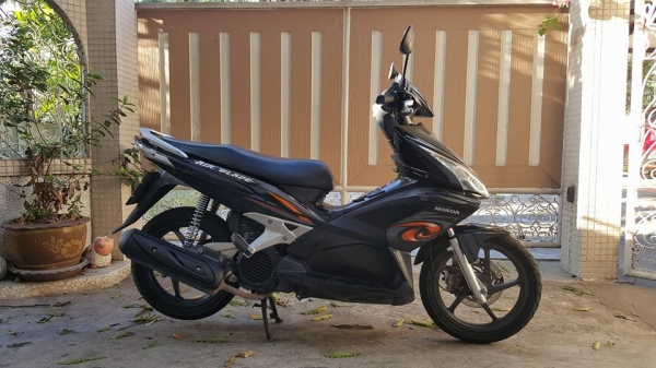ขออนุญาติขาย HONDA AIRBLADE 110 CC รุ่น TOP ล้อแม็กแท้ศูนย์ ขออนุญาติขาย HONDA AIRBLADE 110 CC รุ่น TOP ล้อแม็กแท้ศูนย์