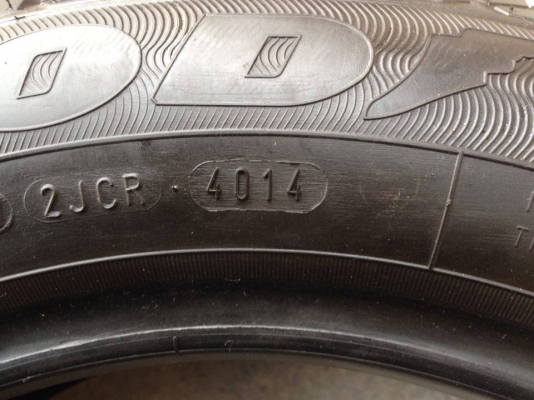 ยาง GOOD YEAR 175-65-15 ปี 14 ครบชุด 4 เส้น 2500 สภาพสวยๆดอกยางนิ่มๆไม่มีปะไม่บวมเอาไปวิ่งกันยาวๆราคาเบาๆค่ะ