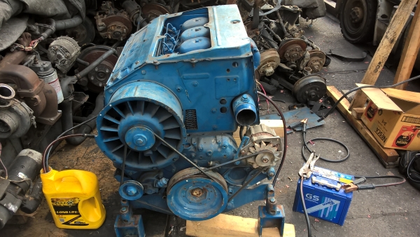 ขายเครื่องยนต์ (ดอยซ์) Deutz BF4L913 Turbo